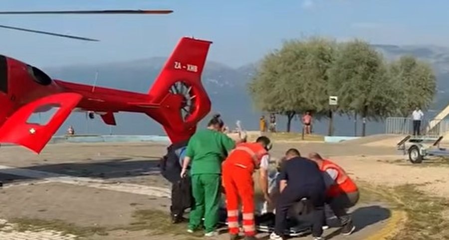 DHUN&Euml; n&euml; familje n&euml; Pogradec! 78 vje&ccedil;ari godet me shkop