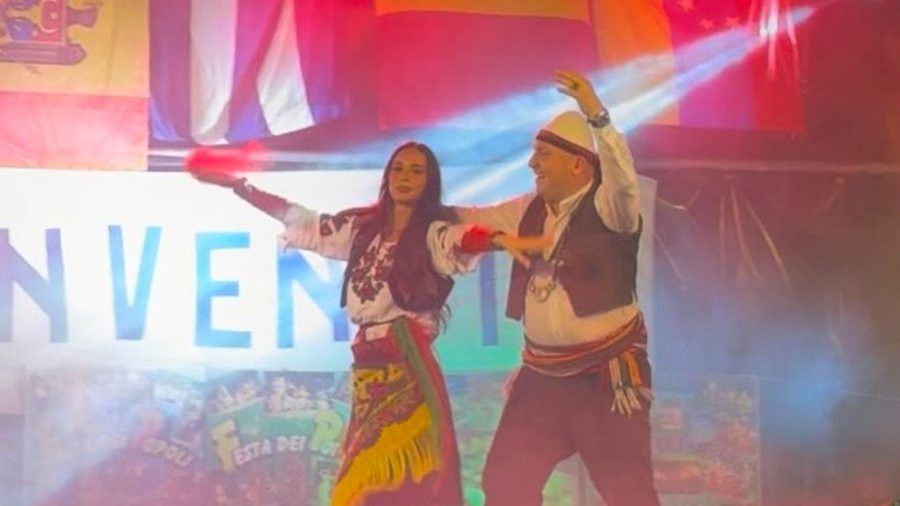 Azgan Haklaj dhe vajza e tij performanc&euml; t&euml; shk&euml;lqyer n&euml;