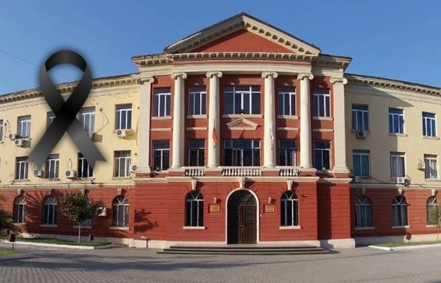 Zi n&euml; bot&euml;n akademike, shuhet profesori Ilo Stefanllari, pedagogu dhe