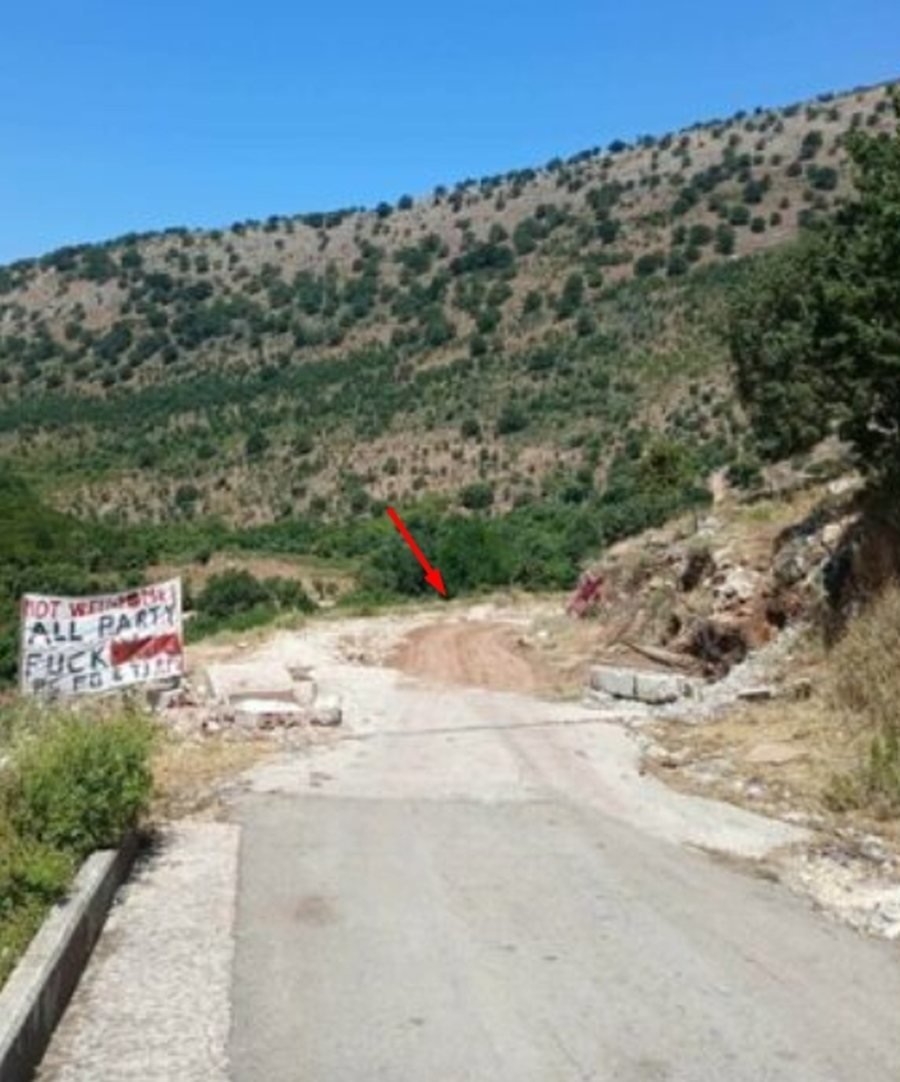 Banor&euml;t shtrojn&euml; vet&euml; rrug&euml;n drejt Kakomes&euml;, i