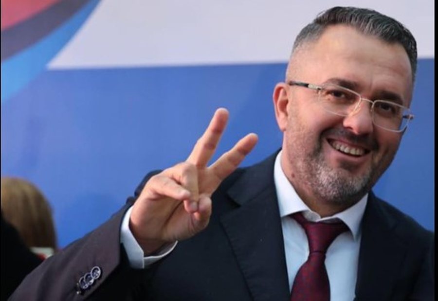 &ldquo;Parlamenti nuk duhet t&euml; jet&euml; spektator p&euml;rball&euml;