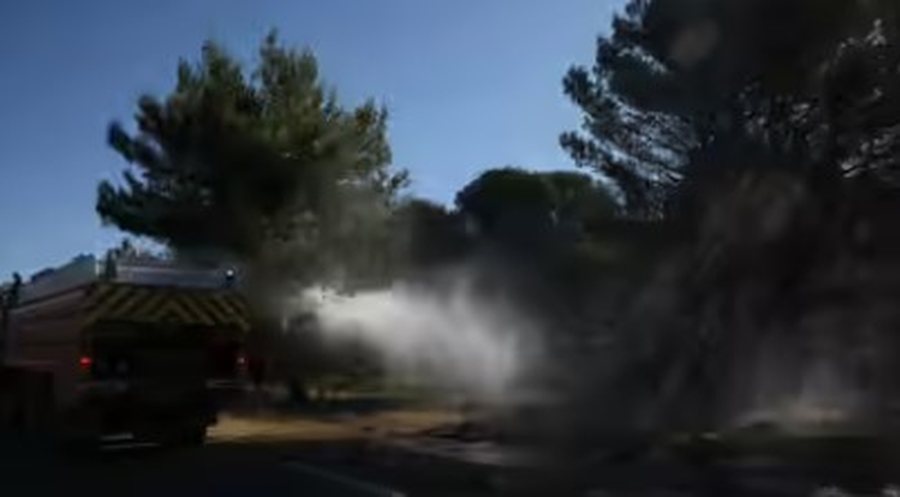 Zjarr i madh &ldquo;pushton&rdquo; jugun e Franc&euml;s, digjen mbi 1,200