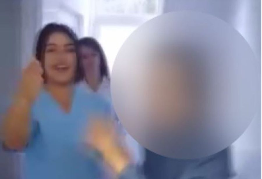 Zem&euml;roi mbar&euml; Shqip&euml;rin&euml; pasi dhunoi t&euml; moshuar&euml;n