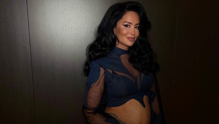 Dafina Zeqiri &ldquo;rr&euml;mben&rdquo; v&euml;mendjen n&euml; rrjet, publikon