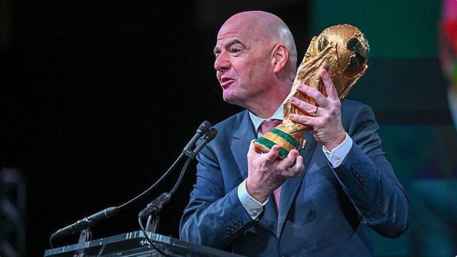 10 dit&euml; larg finales s&euml; madhe t&euml; Bot&euml;rorit, Gianni Infantino