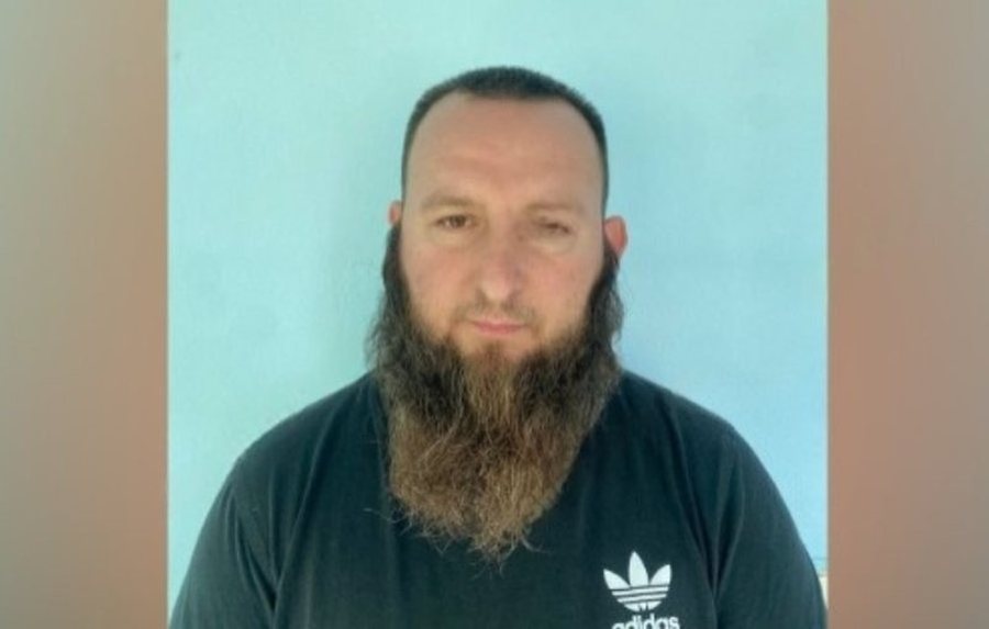 Ra n&euml; pranga pas arsenalit t&euml; arm&euml;ve n&euml; magazin&euml;,