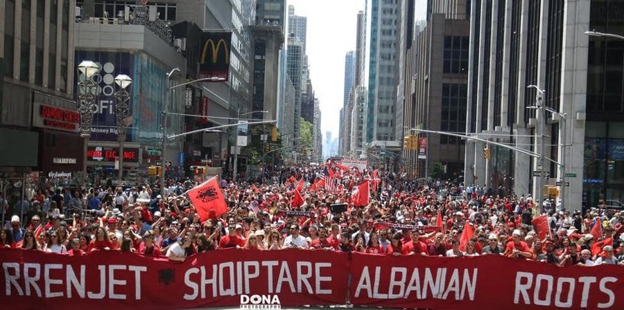 &ldquo;Little Albania&rdquo; i shtohet hart&euml;s s&euml; New York-ut,