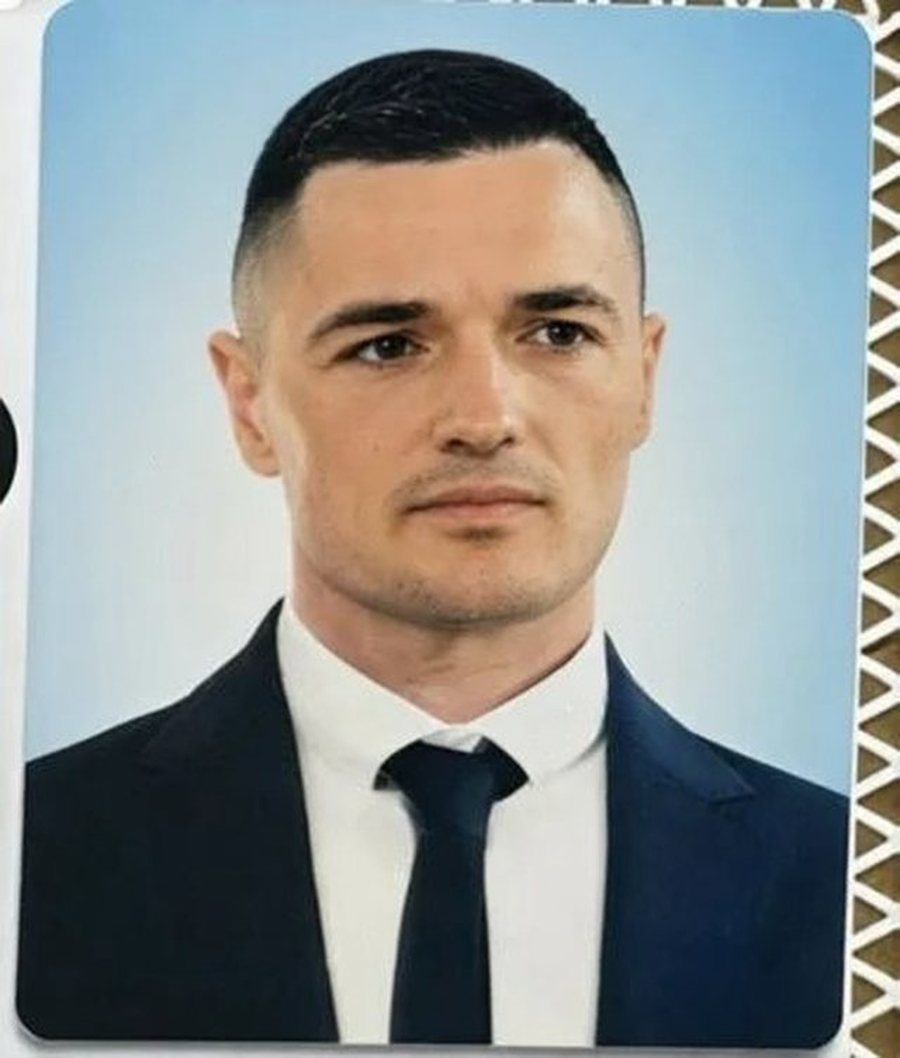 Dyshohet se u ekzekutua me bresh&euml;ri kallashnikovi p&euml;r hakmarrje,