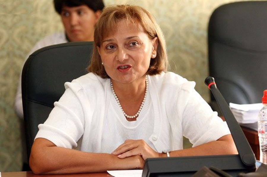 &ldquo;Tani e gjete momentin, bashk&euml; me Arta Daden e Spiropalin? T&euml;