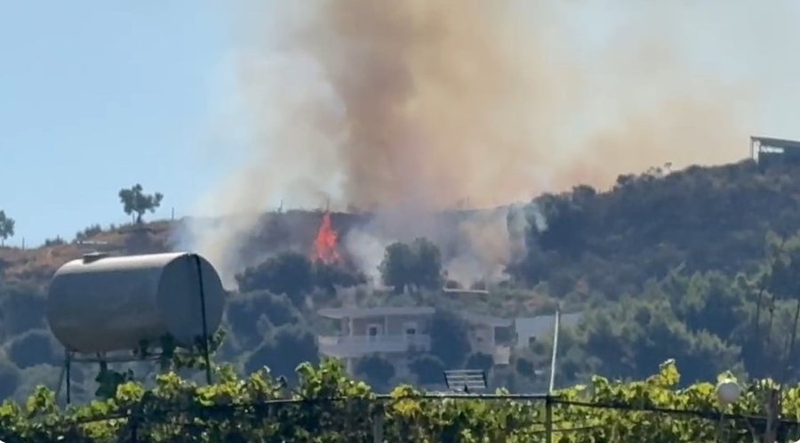 Alarm n&euml; Vlor&euml;, p&euml;rfshihet nga flak&euml;t lagja &ldquo;15