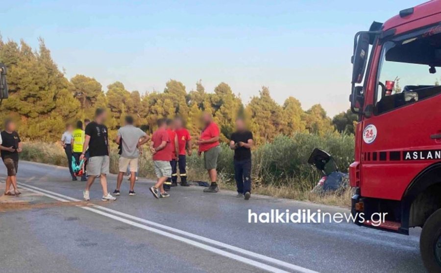 Aksident i r&euml;nd&euml; n&euml; Greqi, makina ku udh&euml;tonte familja