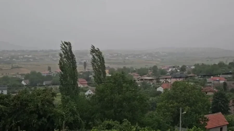 Moti i keq shkakton probleme n&euml; Qarkun e Kuk&euml;sit,