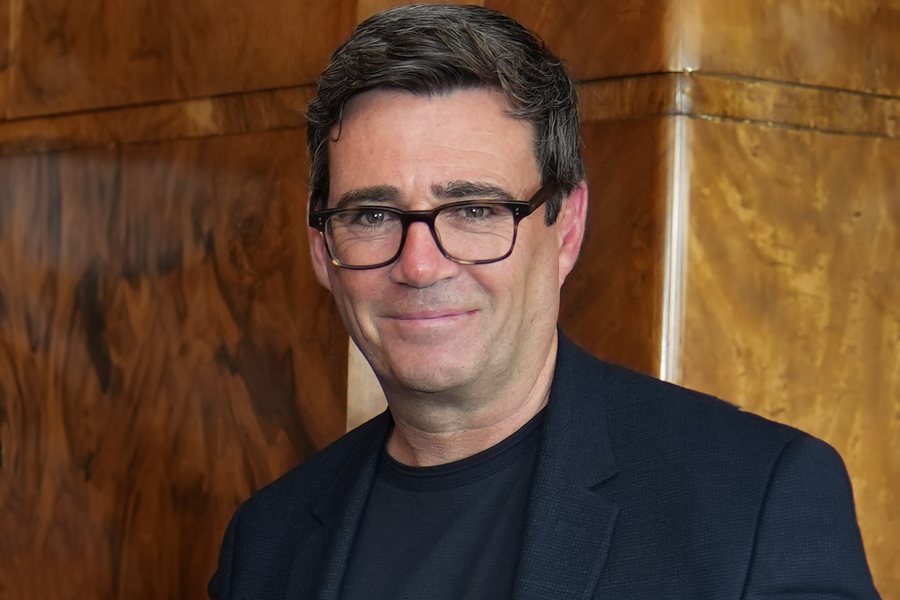 Andy Burnahm shpallet lider i Laburist&euml;ve, s&euml; shpejti pritet t&euml;