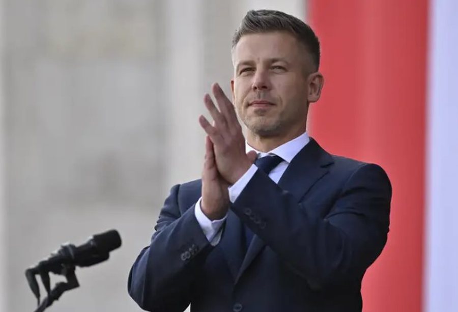DW: Magyar &ccedil;monton me shpejt&euml;si shtetin e Orbanit