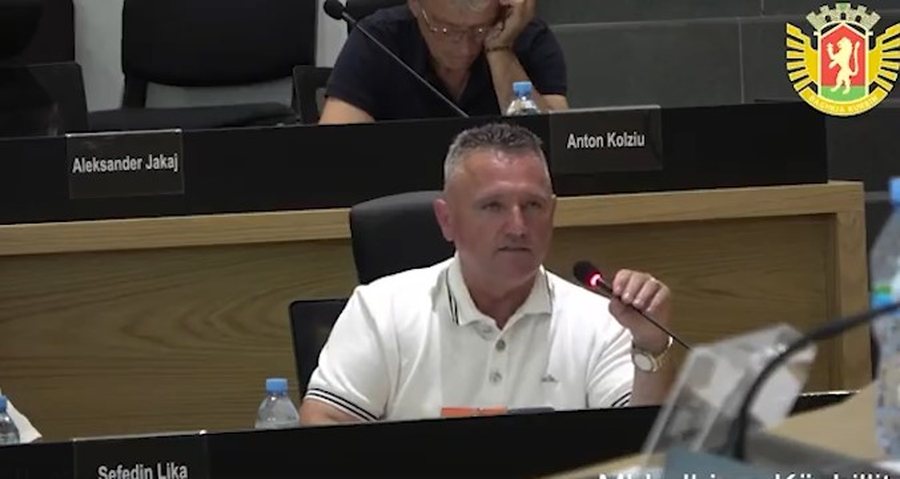 Opozita me akuza t&euml; forta ndaj Bashkis&euml; s&euml; Kurbinit: Jan&euml;