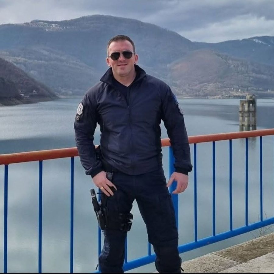 U gjet i pajet&euml; n&euml; varrezat e Morin&euml;s, del FOTO: Ky