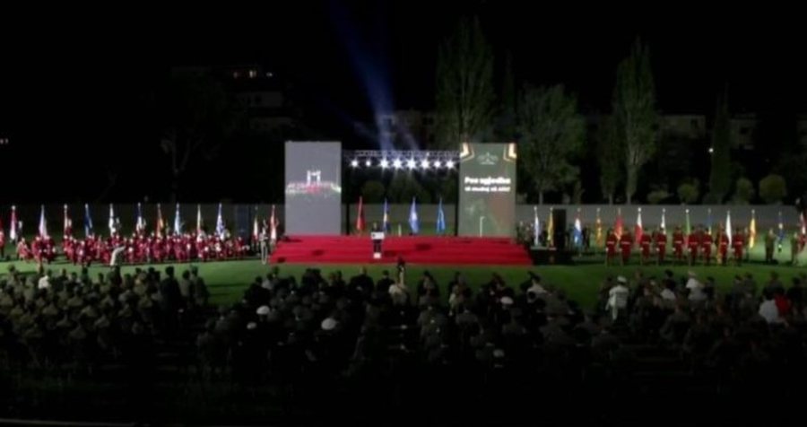 Diplomohen 67 oficer&euml; t&euml; rinj n&euml; Akademin&euml; e Forcave t&euml;