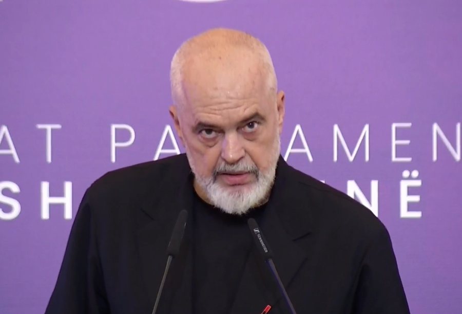 "E kan&euml; parkuar fytyr&euml;n n&euml; prapanic&euml;", Edi Rama