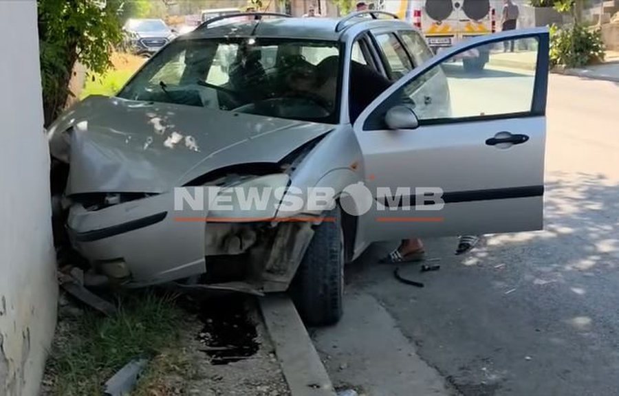 Aksident i r&euml;nd&euml; n&euml; unaz&euml;n e madhe, makina devijon nga rruga