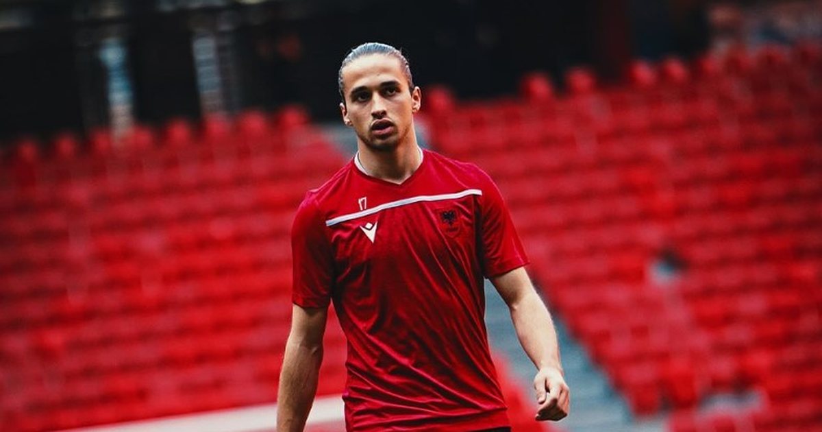 E BUJSHME  Lojtari  universal  që pret Sylvinhon  futbollisti kuqezi  çmend  gjigantin e Bundesligës gjermane