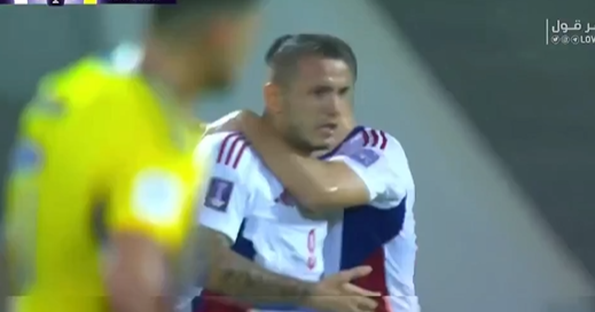 VIDEO  Rey Manajt i rikthehen  makthet  e  Air Albania   sulmuesi i Kombëtares humb penallti në Champions League  por fati i jep    golin