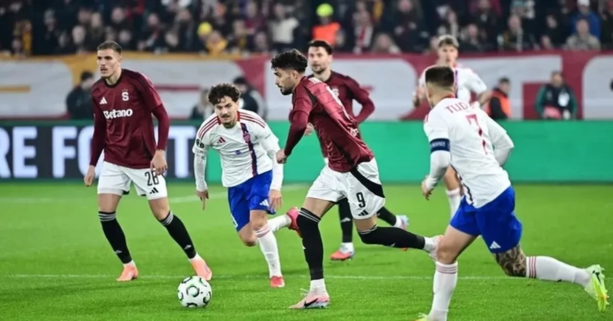 La fushën pas 24 minutash dhe  alarmoi  stafin  trajneri zbulon gjendjen e sulmuesit shqiptar  Ka probleme me frymëmarrjen