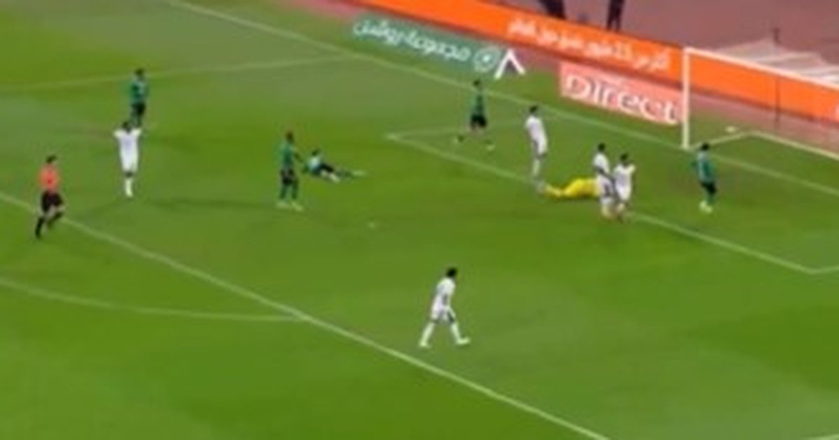 VIDEO  Përmbysje e  tronditëse   6 gola dhe 2 kartonë të kuq  bardheblutë  shtypin gazin 