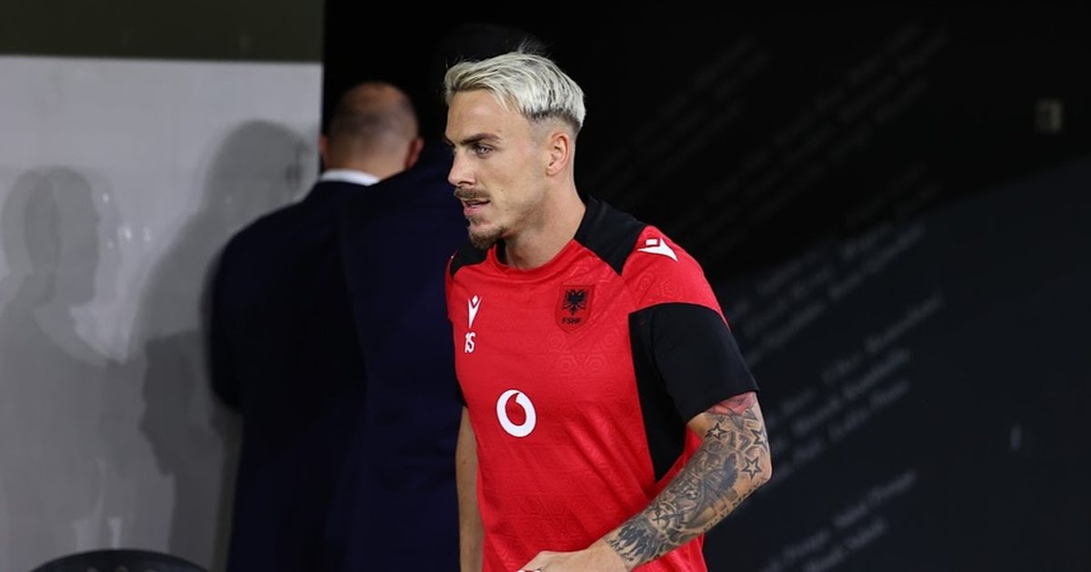 FOTO  Festë e madhe për Taulant Seferin  Armand Duka e  rikthen  në Kombëtare 1 ditë para duelit me Anglinë