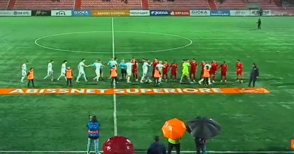 LIVE  Vëmendja në kryeqytet e Vlorë  startojnë dy sfidat interesante  Shkelmohet topi i parë në Partizani   Vllaznia dhe Flamurtari   Tirana