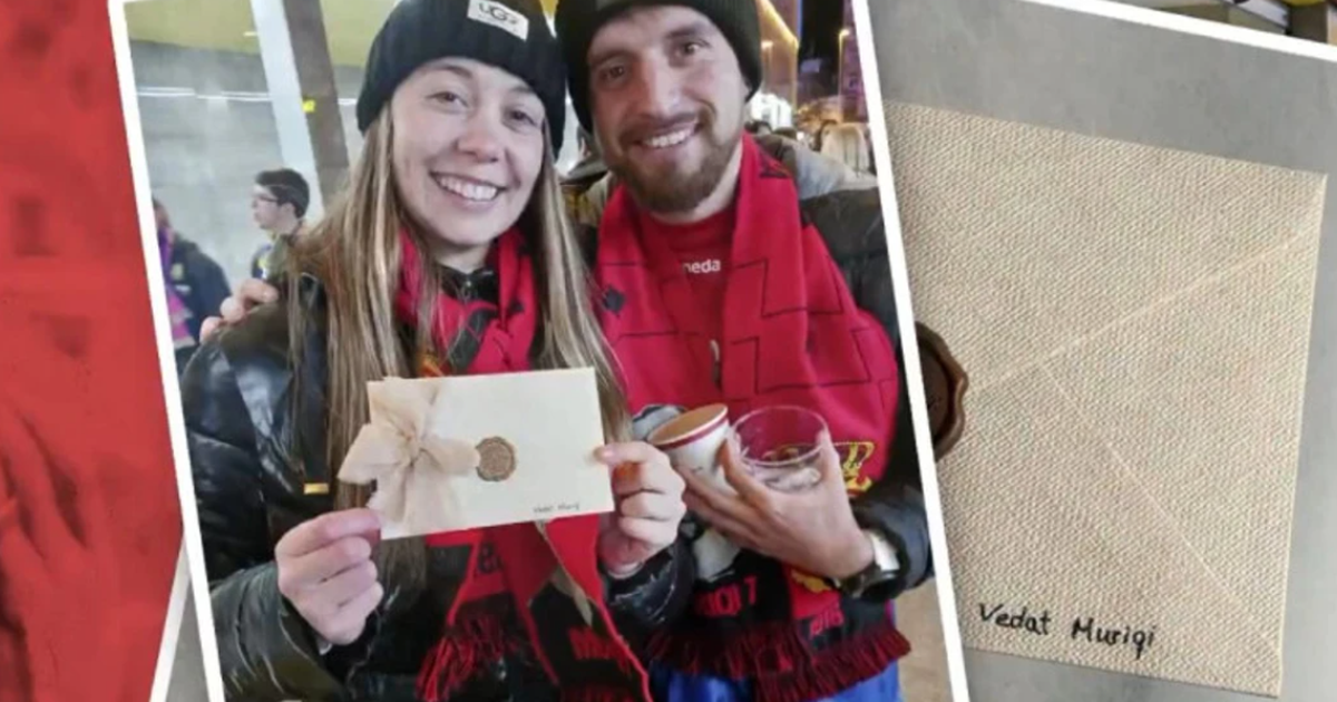 I  çmendur  pas tij  Vedat Muriqi shkon në dasmën e tifozit