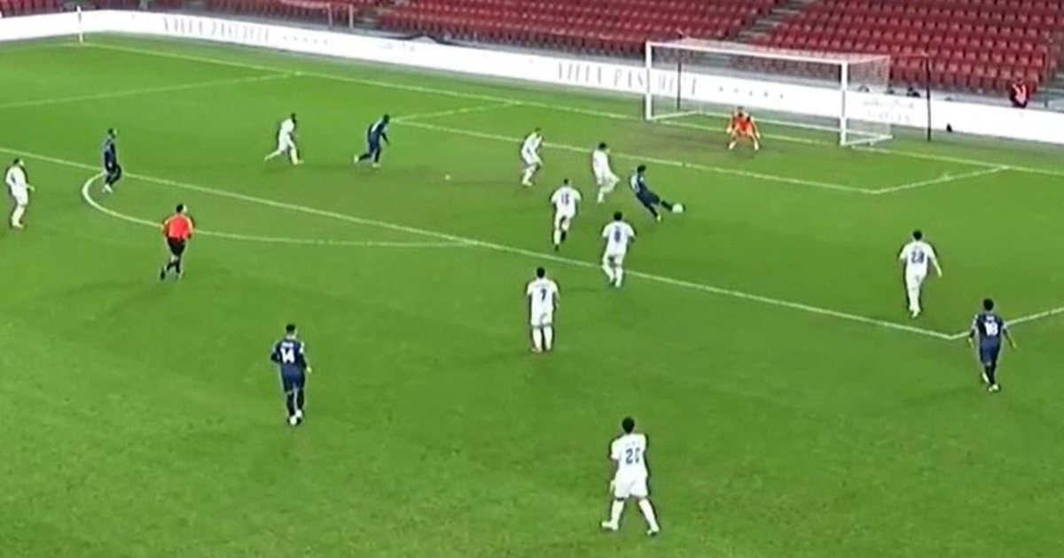 LIVE  Shënohet fare thjeshtë edhe goli i 3 të  Dinamo e kthen në  lojë fëmijësh  përballë Tiranës  VIDEO 