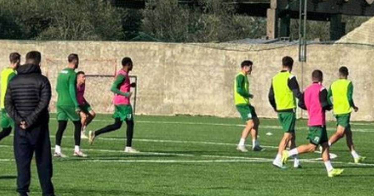 Rrogozhinasit ndezin  motorët   gati për  finalen  e parakohshme me Dinamon