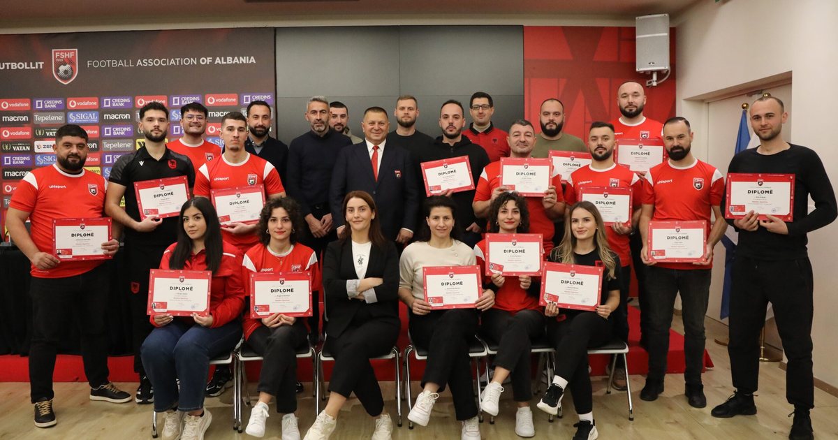 Mbyllet me sukses kursi i Mjekësisë Sportive i organizuar nga FSHF në bashkëpunim me Shoqatën e Mjekëve Sportivë   Fizioterapistëve  diplomohen 19 kursantë