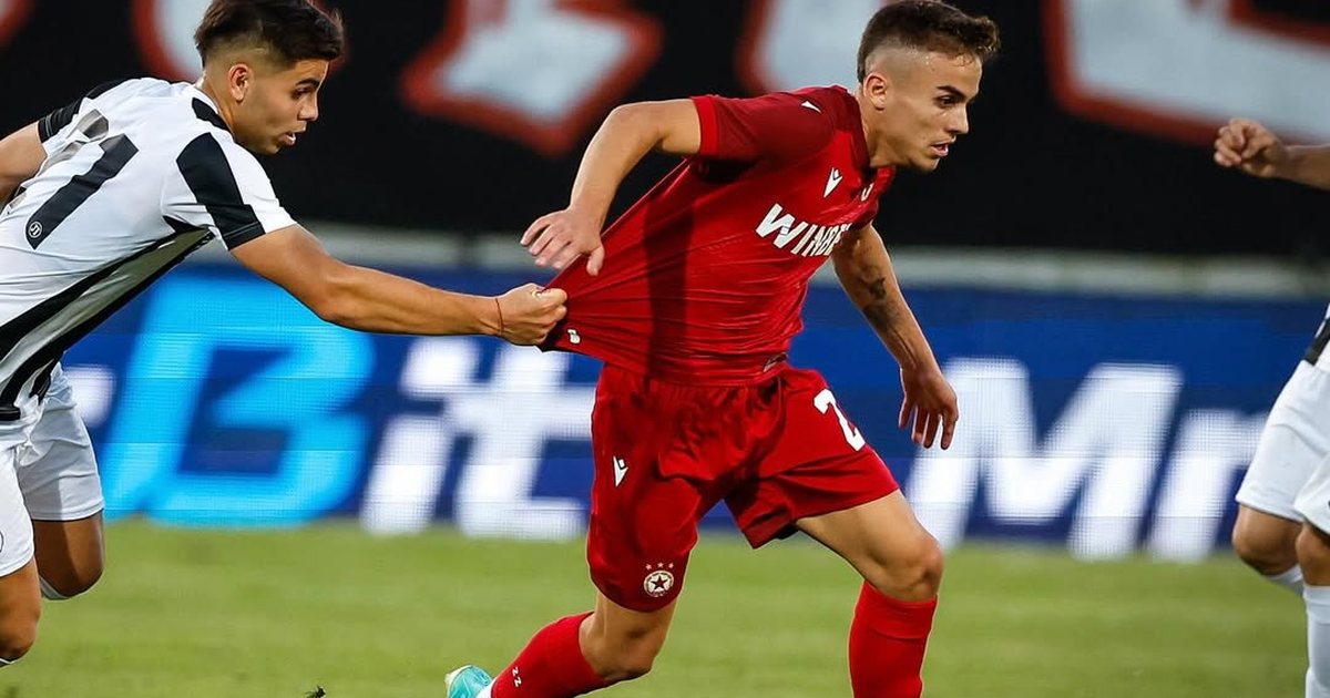 Nuk është në dëshirën e trajnerin dhe jashtë planeve të skuadrës  klubi bullgar merr vendim e PAPRITUR për Kevin Dodajn