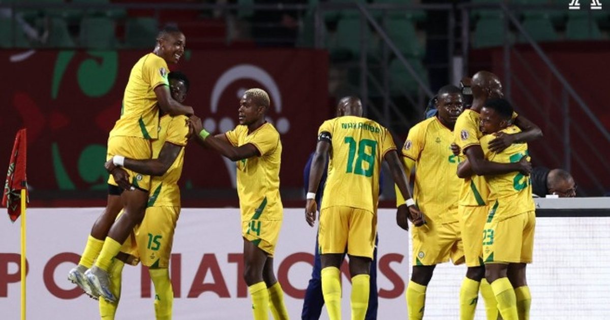 Afrika e Jugut i jep leksione Angolës  përfaqësuesja e Salah merr fitore për  infarkt   REZULTATET 