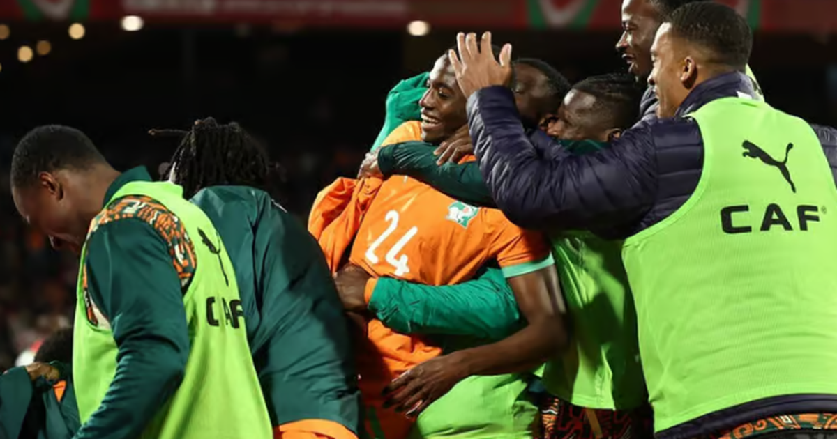 VIDEO  Çerekfinalet e Kupës së Kombeve të Afrikës  Algjeria dhe Bregu i Fildishtë  krenojnë  veten në shtëpinë e tyre