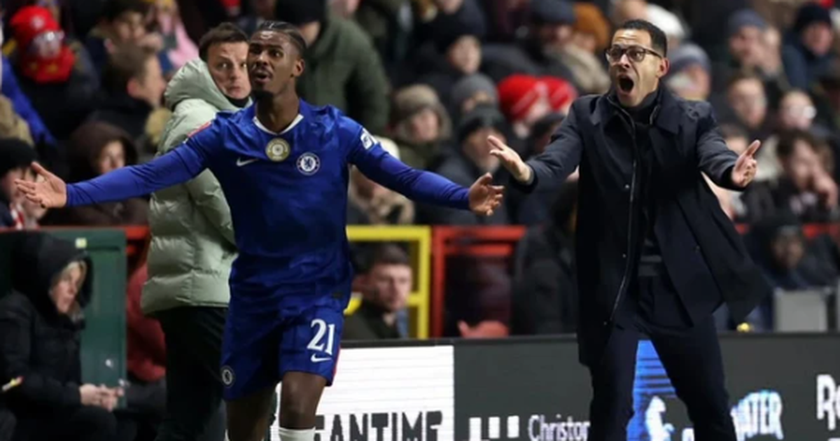 Chelsea  bind  në ndeshjen e Kupës së Anglisë  trajneri Rosenior vë në qendër të vëmendjes mbrojtësin 19 vjeçar