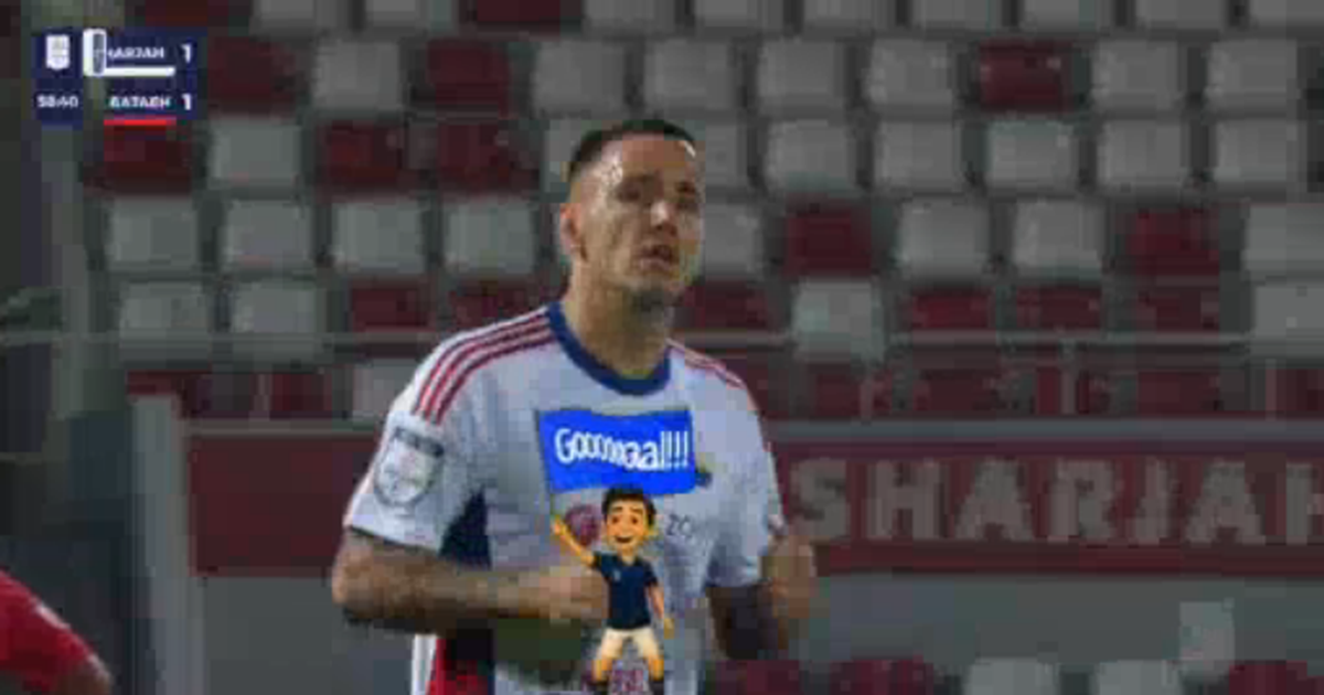 VIDEO  Rey Manaj tund rrjetën në Emiratet Arabe  arbitri i bën  gjëmën  sulmuesit të Shqipërisë