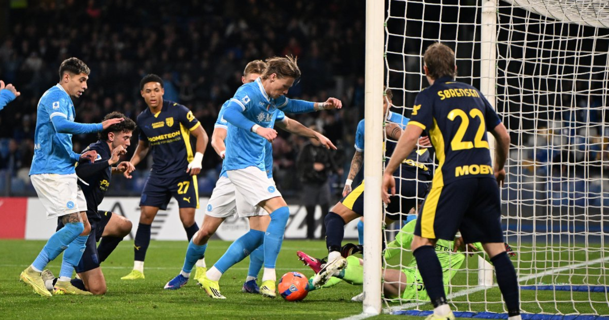 VIDEO  Napoli nuk di më të fitojë   fërkojnë duart  Interi dhe Milani