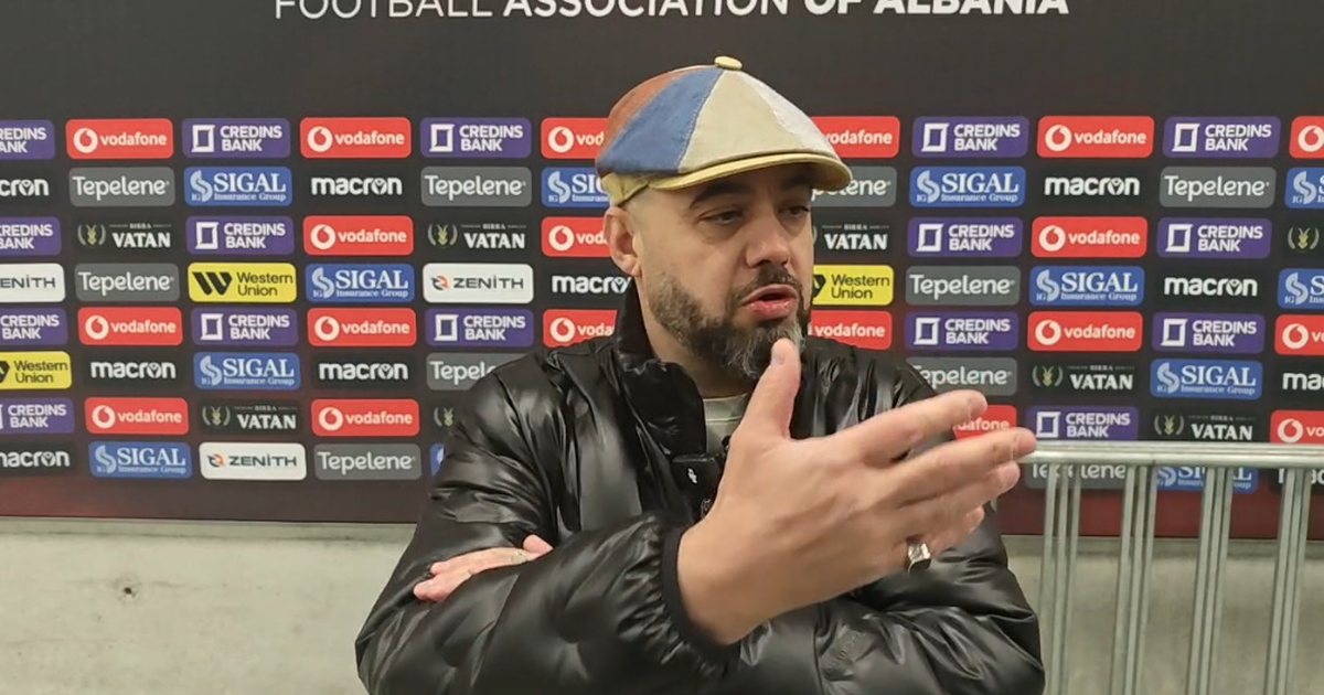 Ripërsëritja e festimit me krah nga Edi Martini  Alban Xhaferi  Në Shkodër është bërë mënyrë përshëndetjeje  do të pyesim në UEFA