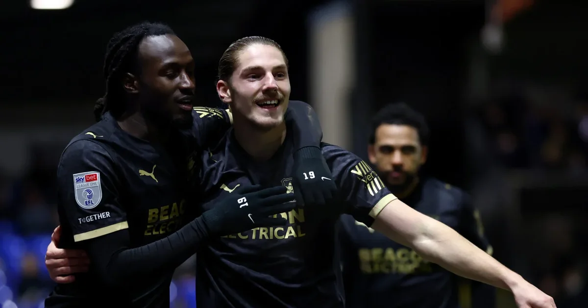 Nga Superliga në futbollin anglez  sulmuesi shqiptar përgatitet për transferimin  bombastik 