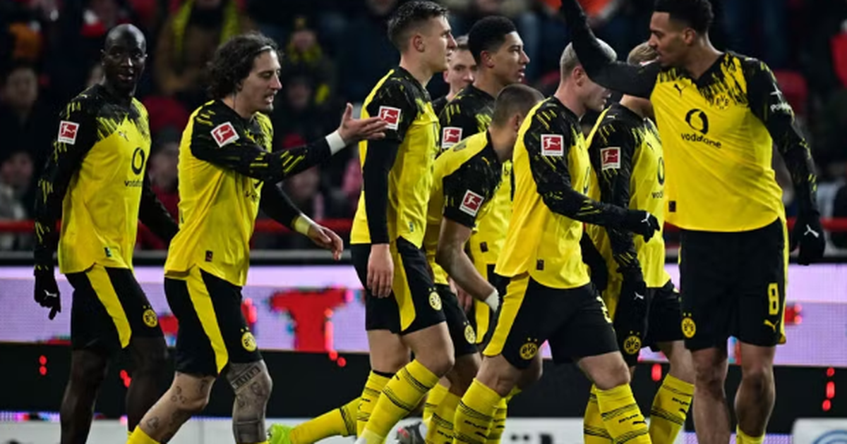 VIDEO  Dortmund  shtyp  Union Berlinin dhe  kërcënon  Bayernin në distancë  Bëjnë  detyrën  edhe Leipzig e Leverkusen