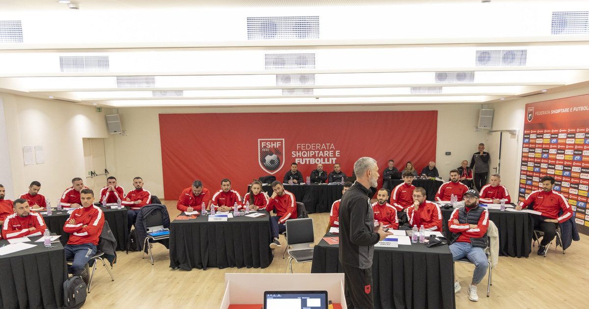 Hapen regjistrimet për kursin e licencës UEFA C për trajnerë në Tiranë  kriteret dhe afatet për regjistrim