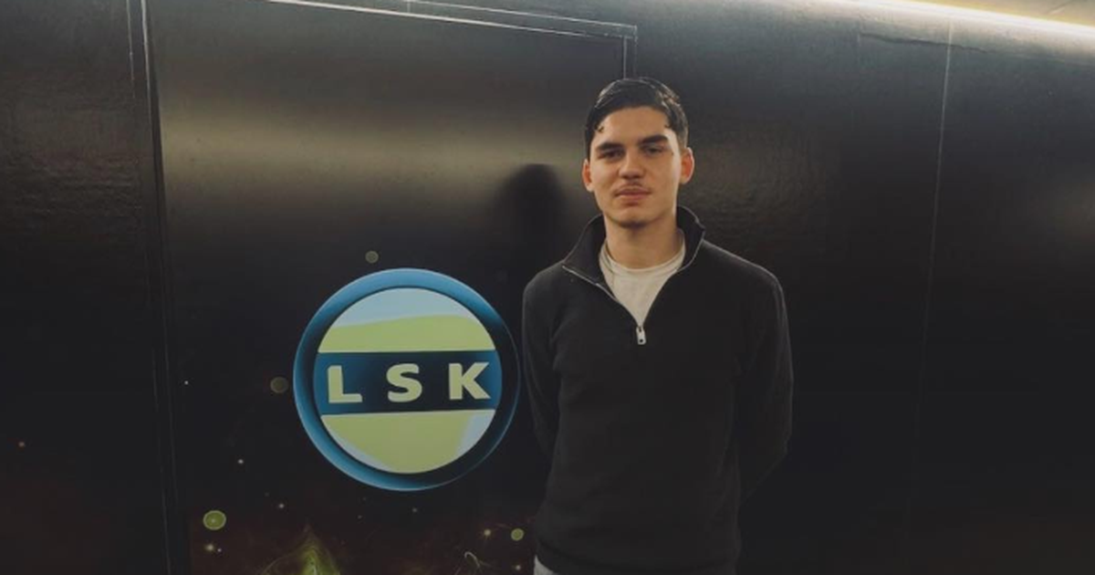 ZYRTARE  Vetëm 17 vjeç  mbrojtësi i talentuar shqiptar firmos kontratë profesionale në elitën e futbollit norvegjez