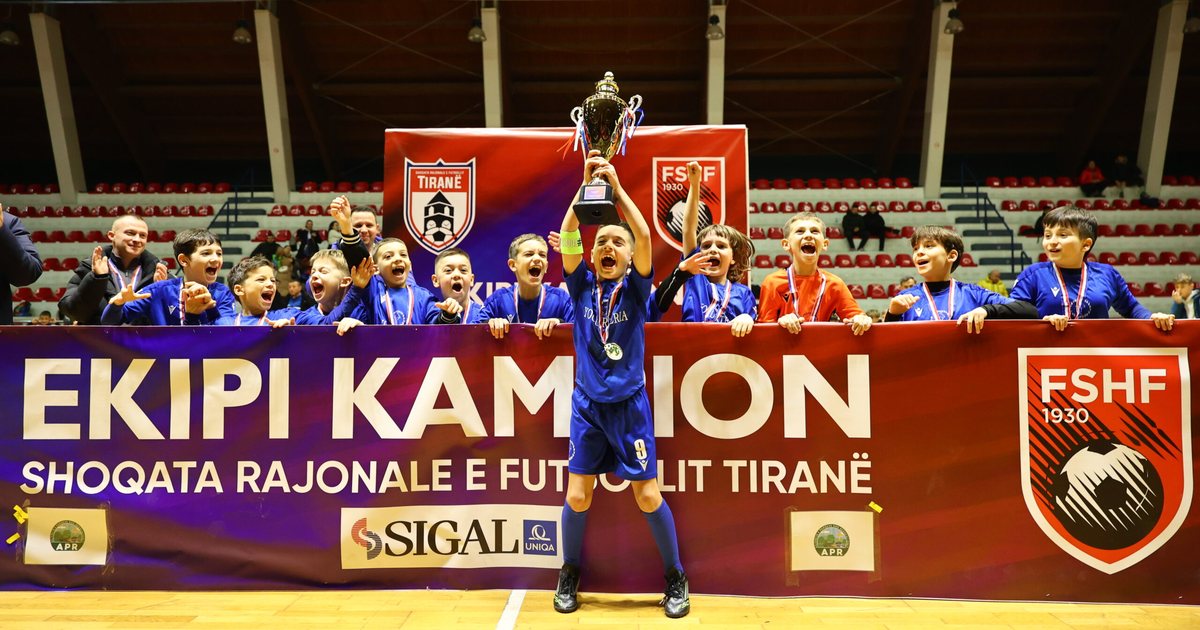 Finalja U 9 kurorëzon edicionin e tretë të turneut  Futsal Junior   të vegjëlit dhurojnë emocione   spektakël