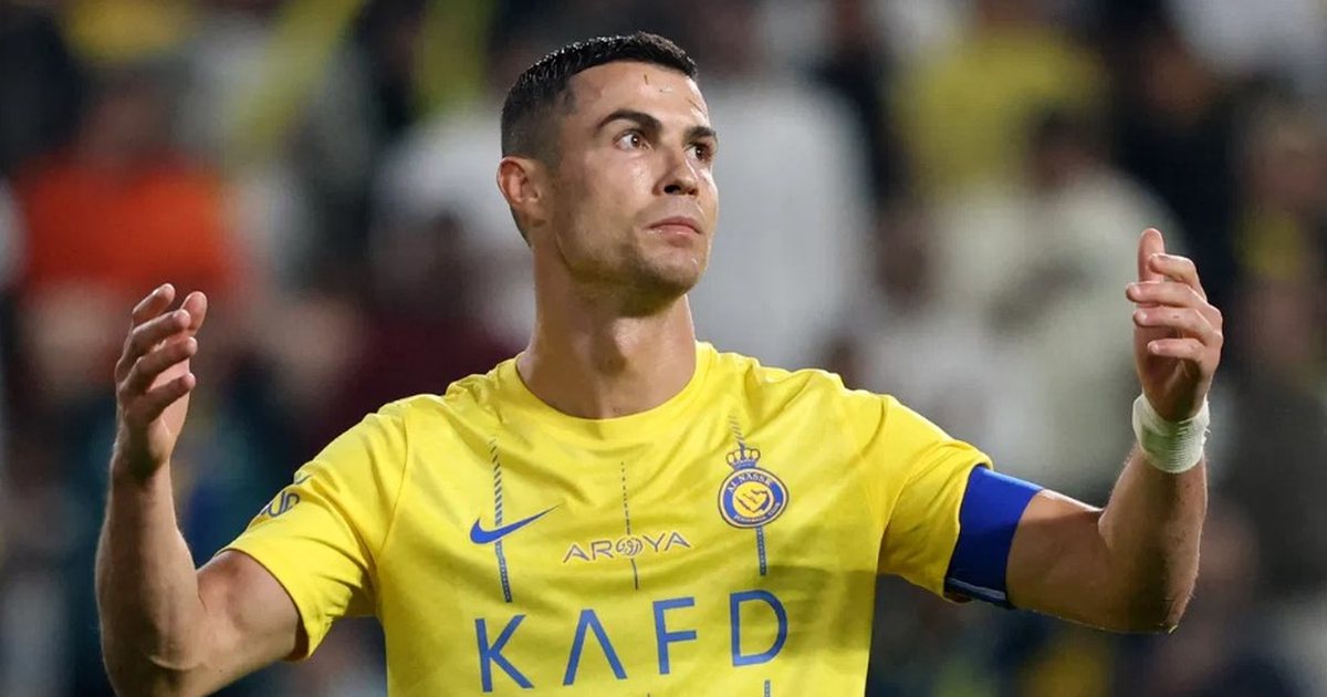 E BUJSHME  50 milionë euro  Cristiano Ronaldo  kërcënon  Al Nassr