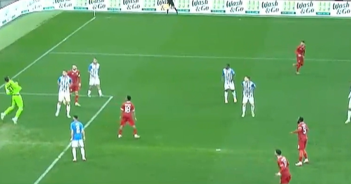 LIVE  Në lojë 3 pikët  nderi dhe ngjyrat e kryeqytetit  shkelmohet topi i parë në  Air Albania   Nis derbi Partizani   Tirana  VIDEO 