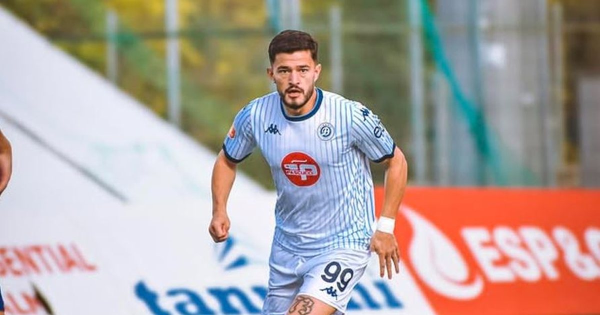 Ilir Daja vë  duart në kokë   Eridon Qardaku e  shastis  para duelit me Egnatian  ARSYEJA 