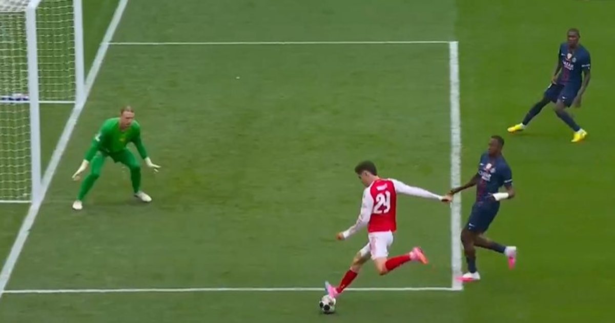 LIVE  Goditje  vrastare  nga gjermani  Arsenali  shokon  PSG në pas 6 minutash lojë  VIDEO 