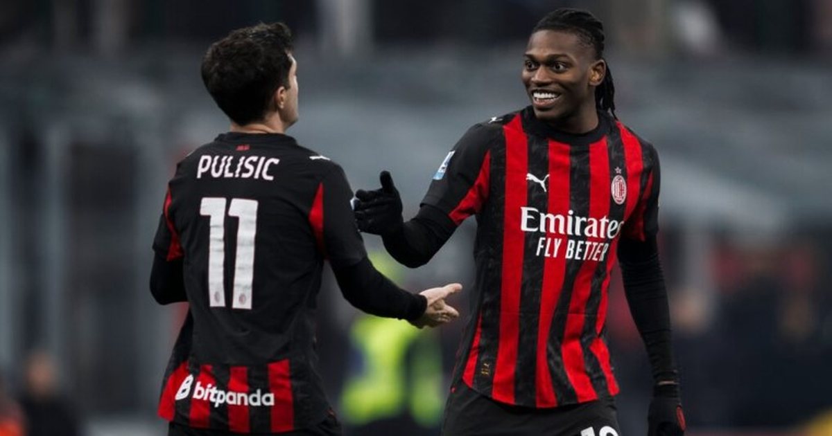 Milan  kapet  në befasi  sulmuesi  zyrtarizon  largimin nga kuqezinjtë  Kam bërë më të mirën  ndjej se   